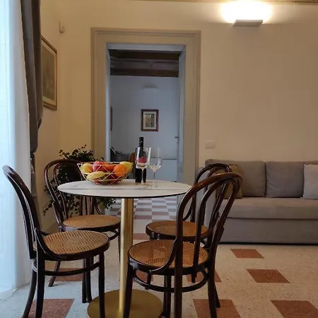 Апартаменты 1940 Luxury By Wonderful Italy